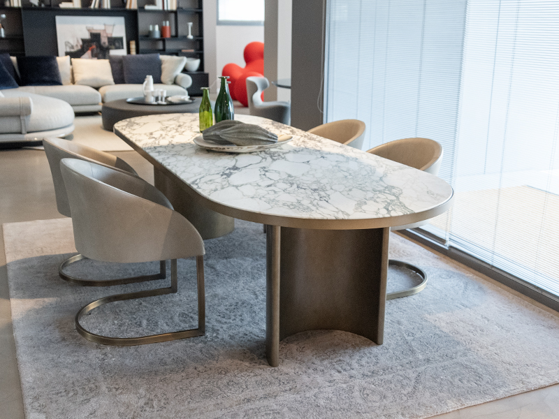 Molteni & C | Blevio Table in quick delivery | Salvioni Design
